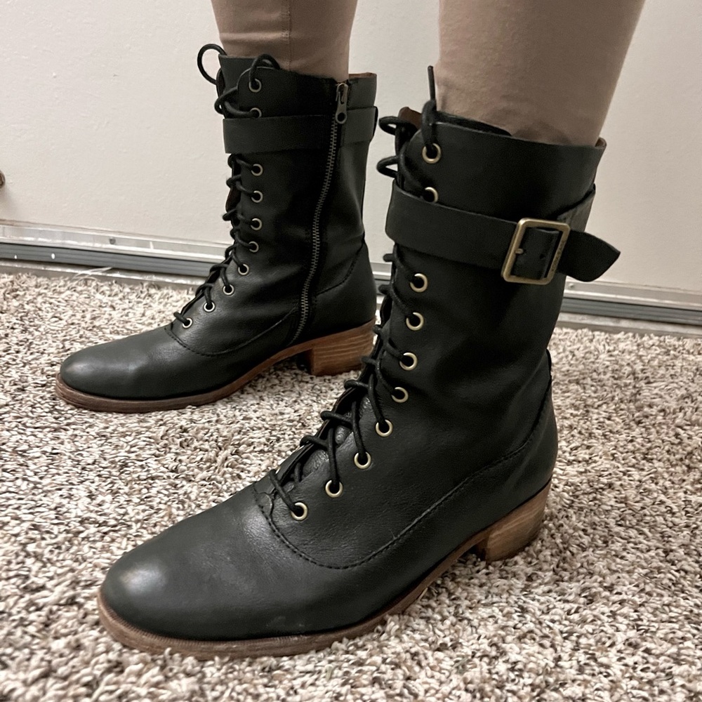 Kork-Ease black leather lace up boots 8.5